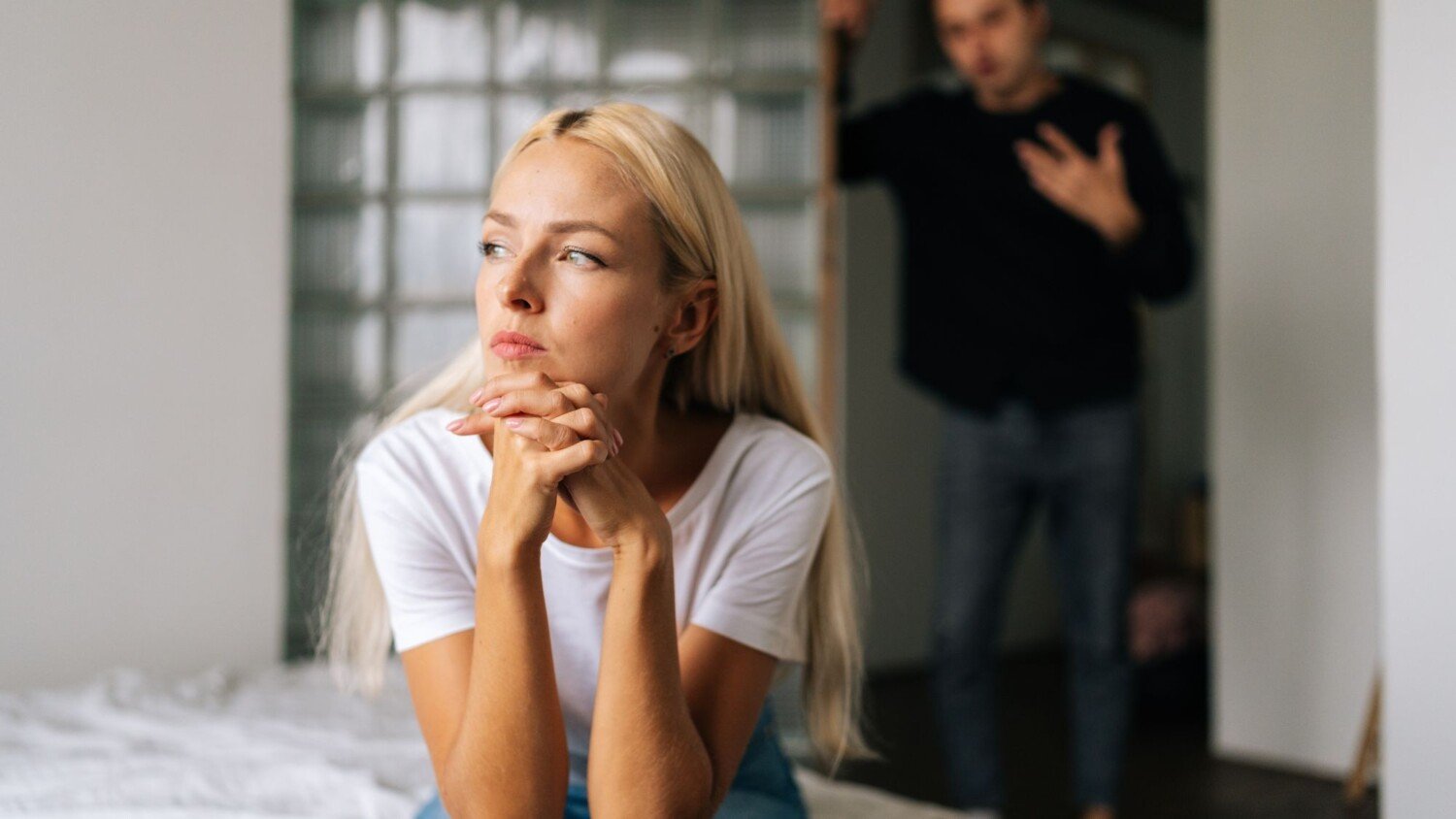 Difficultés de communication et de confiance chez les jeunes couples Difficultés de communication et de confiance chez les jeunes couples